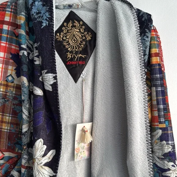 Johnny Was ONO SHERPA JACKET, size XS - Picture 6 of 9